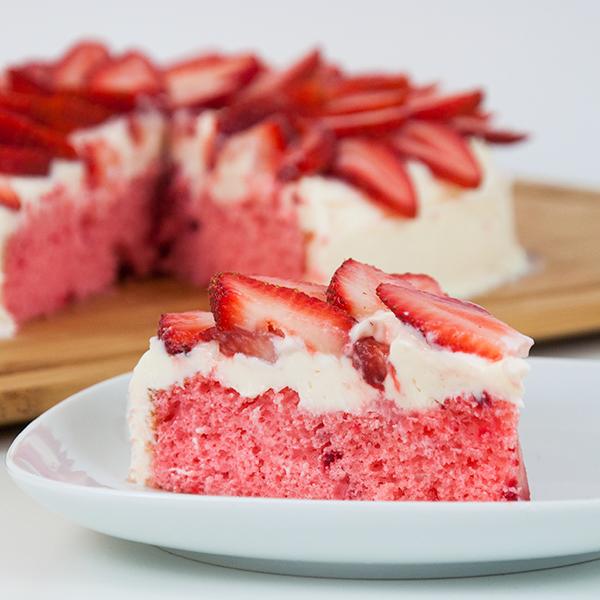 Strawberry cake
