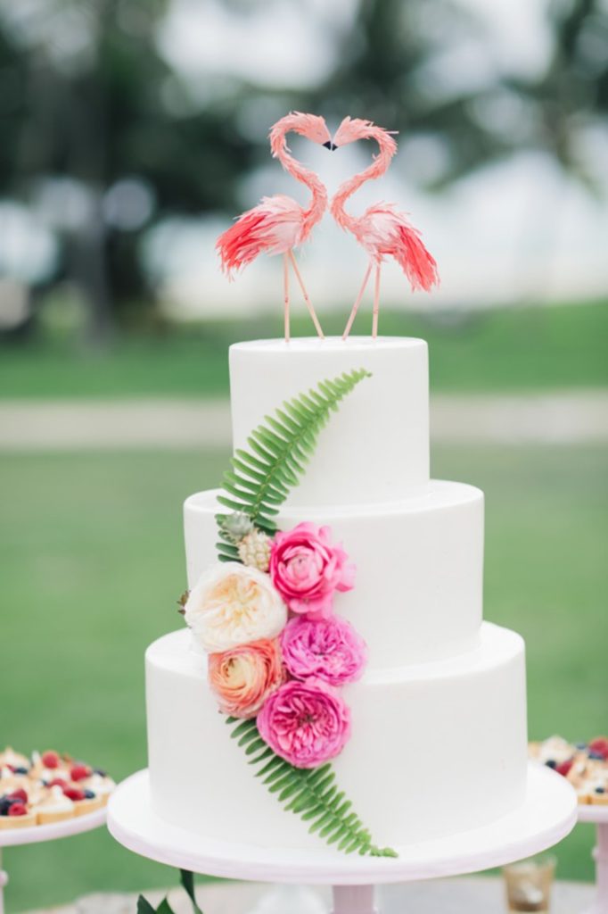 PINK FLAMINGO WEDDING FLORAL CAKE