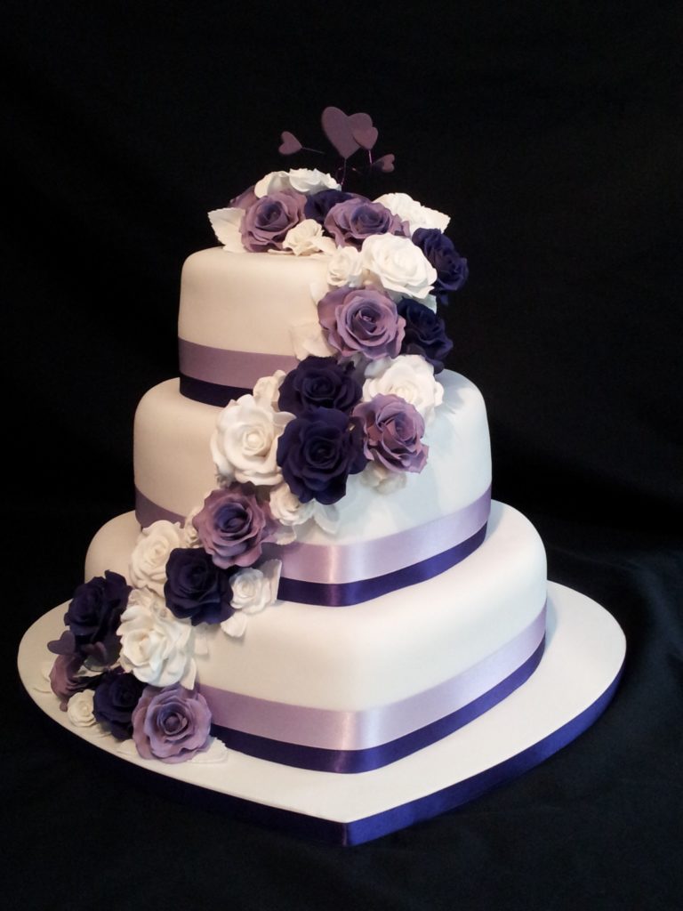 Yummy 3 Tier Wedding Cake to Bhopal, India